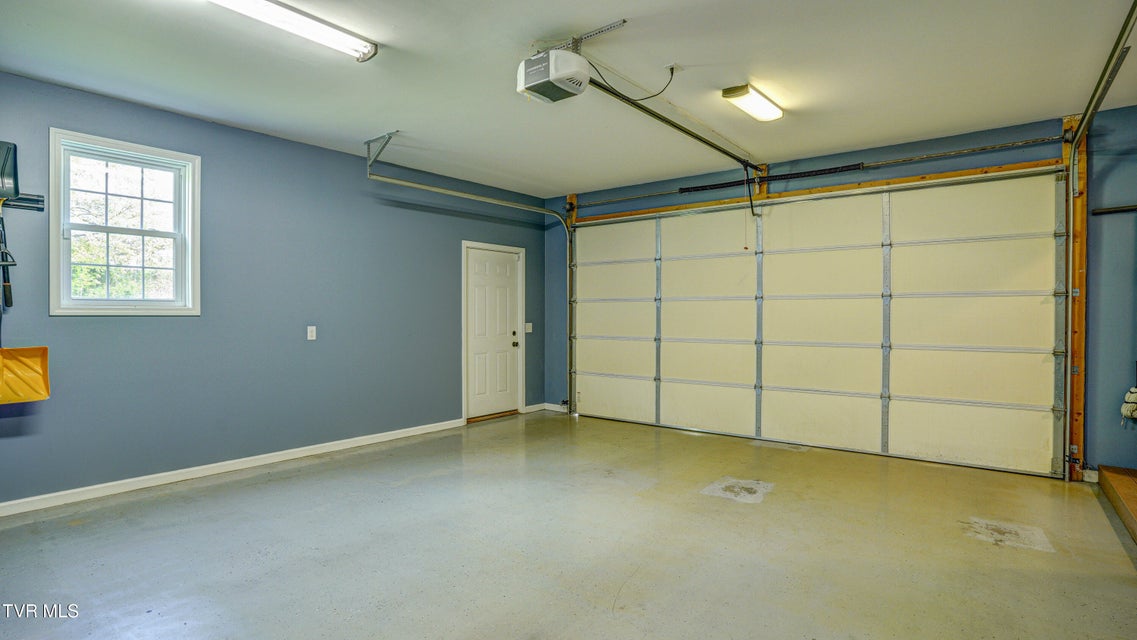 Photo #31: 17500 Bridle Drive