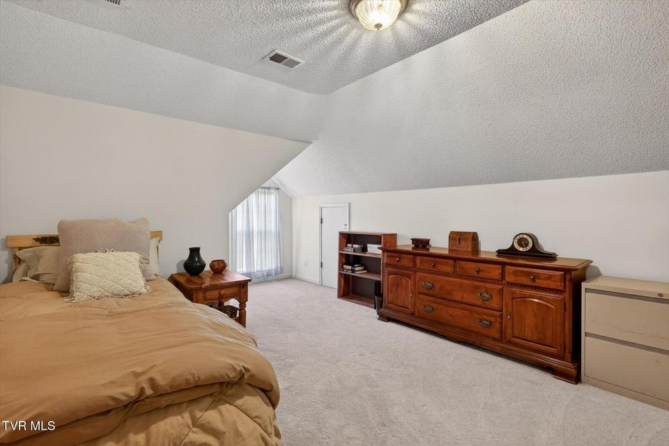 Photo #30: 624 Glen Oaks Place