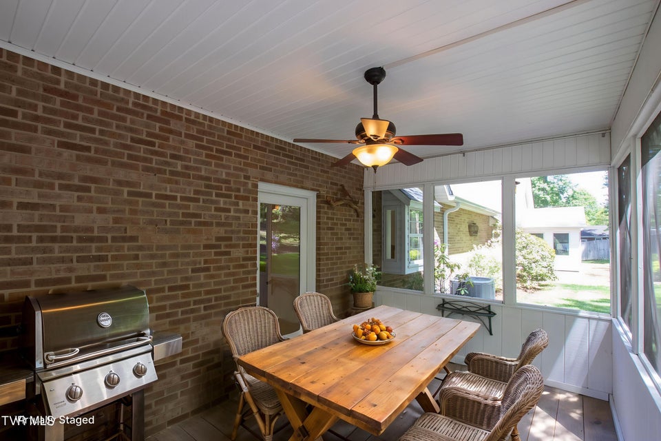 Photo #32: 16297 Greenevers Court