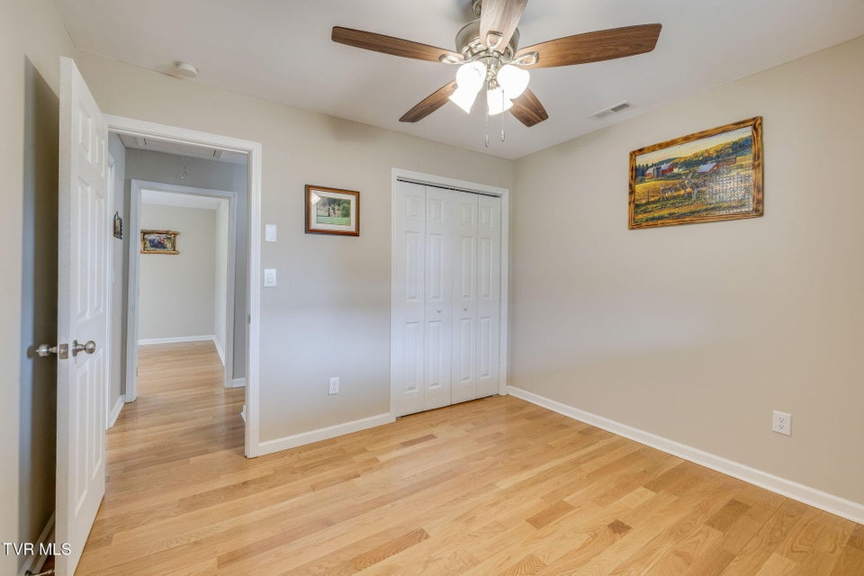 Photo #26: 534 Highland Acres 