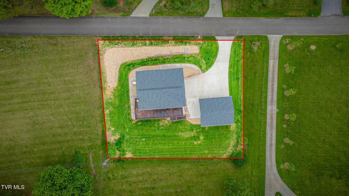 Photo #2: 534 Highland Acres 