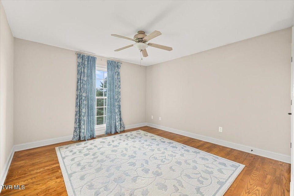 Photo #17: 32582 Spring Crest Drive