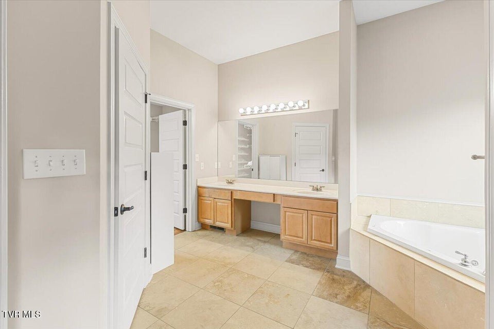 Photo #21: 32582 Spring Crest Drive