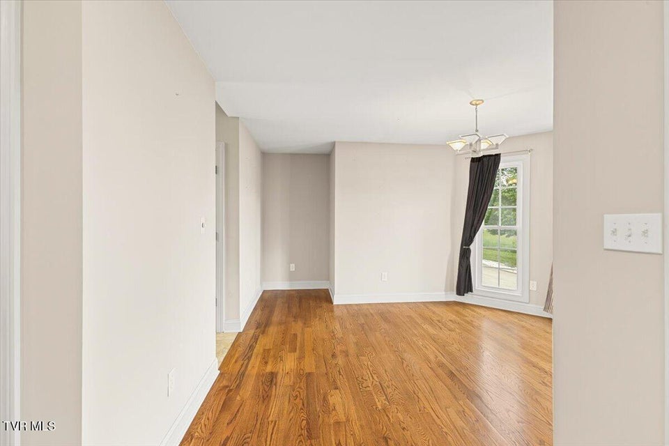 Photo #13: 32582 Spring Crest Drive