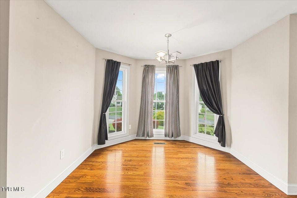 Photo #12: 32582 Spring Crest Drive