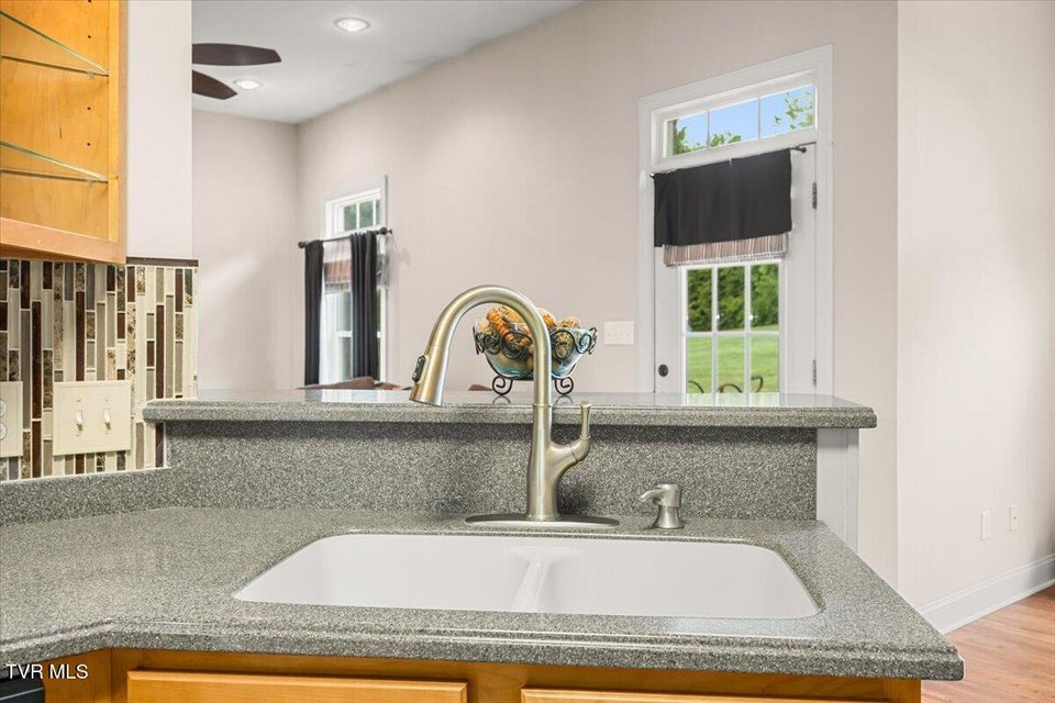 Photo #9: 32582 Spring Crest Drive