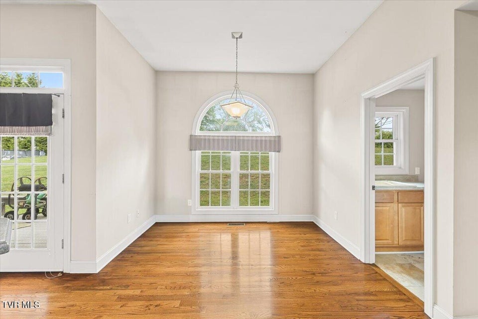 Photo #10: 32582 Spring Crest Drive