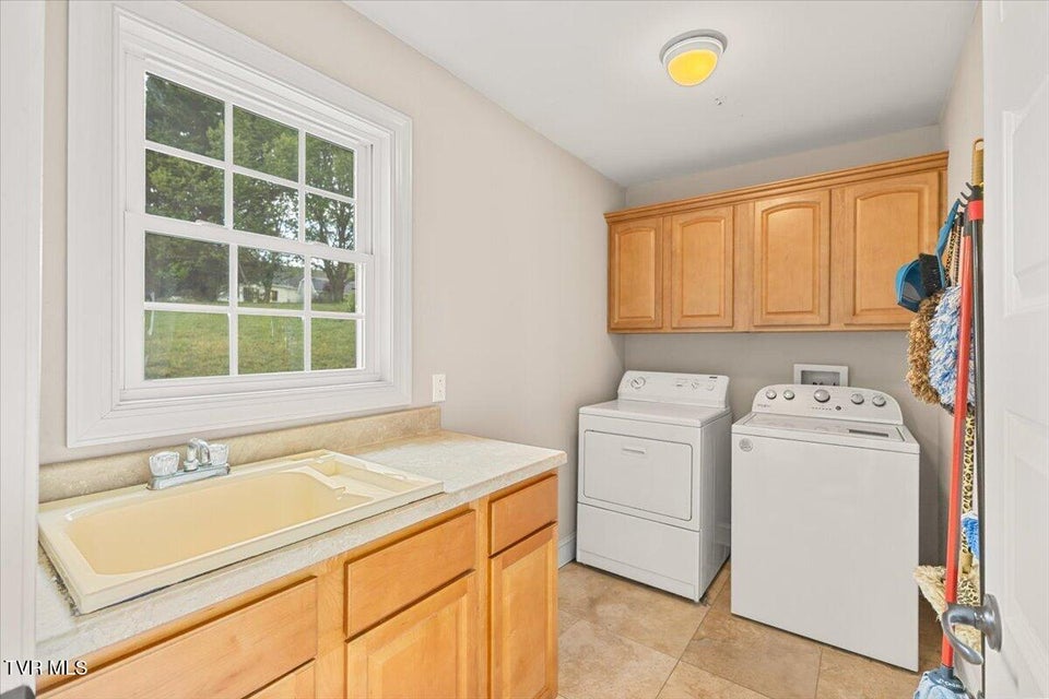 Photo #11: 32582 Spring Crest Drive