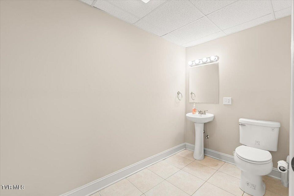 Photo #28: 32582 Spring Crest Drive