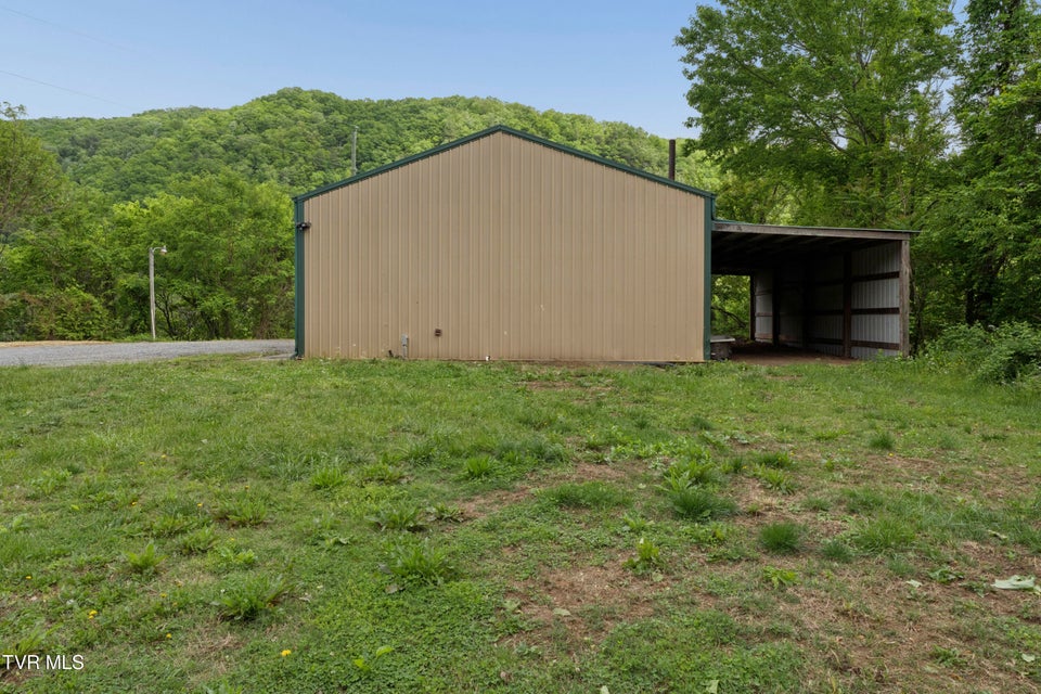 Photo #14: 4017 Highway 81 