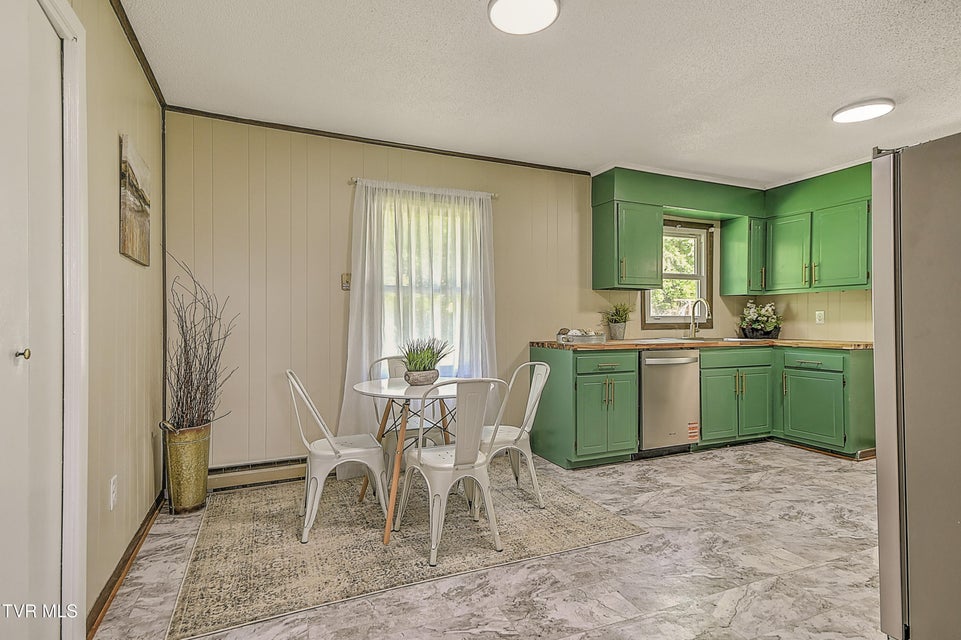 Photo #8: 19614 Greenbriar Drive