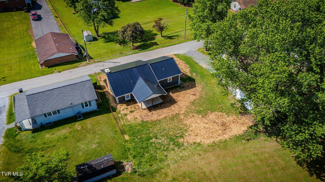 Photo #28: 306 Hemlock Street