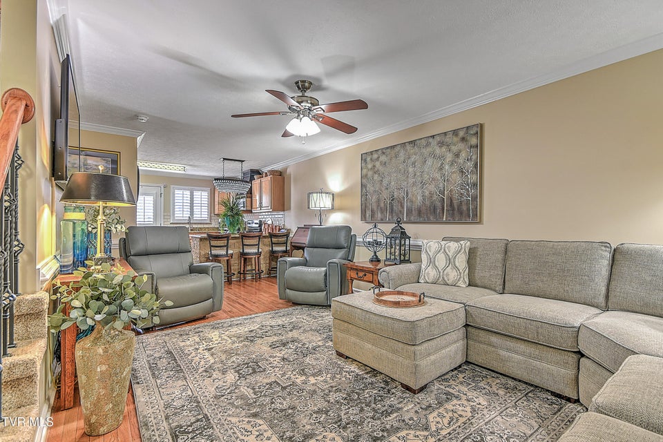 Photo #2: 574 Beaverview Drive