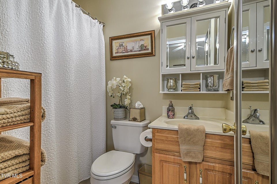Photo #12: 574 Beaverview Drive