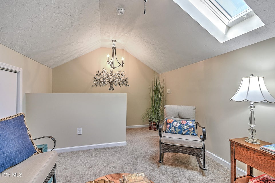 Photo #19: 574 Beaverview Drive