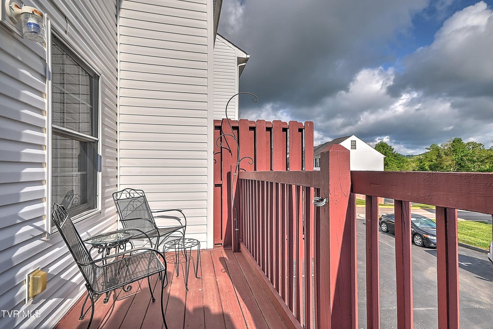 Photo #20: 574 Beaverview Drive