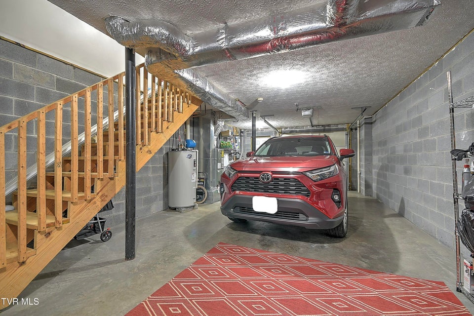 Photo #23: 574 Beaverview Drive