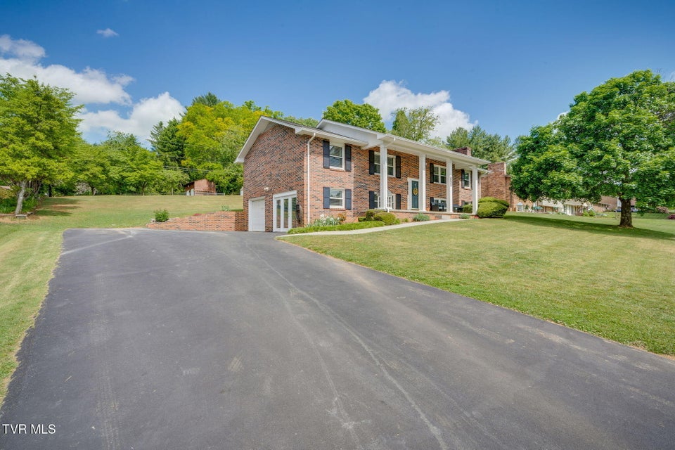 Photo #2: 5106 Springview Street