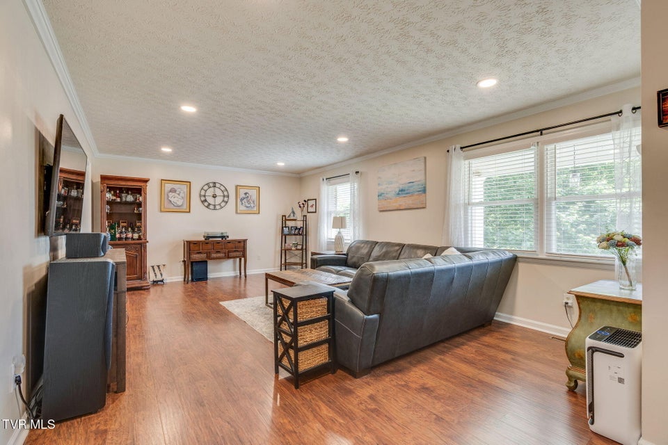 Photo #5: 5106 Springview Street
