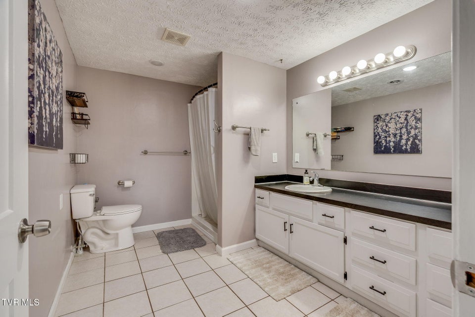Photo #26: 5106 Springview Street