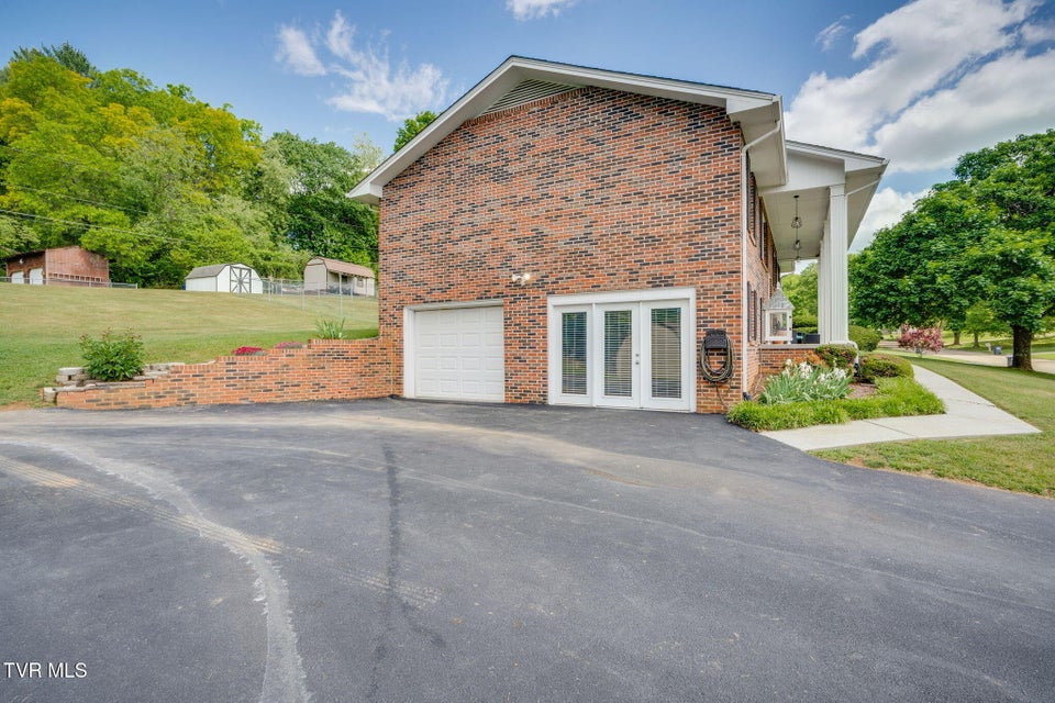 Photo #33: 5106 Springview Street