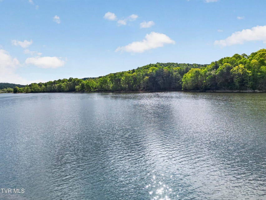Photo #3: 21658 Lakeshore Drive