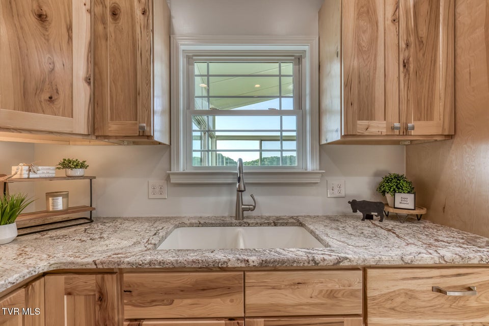 Photo #14: 139 Jay Armentrout Road