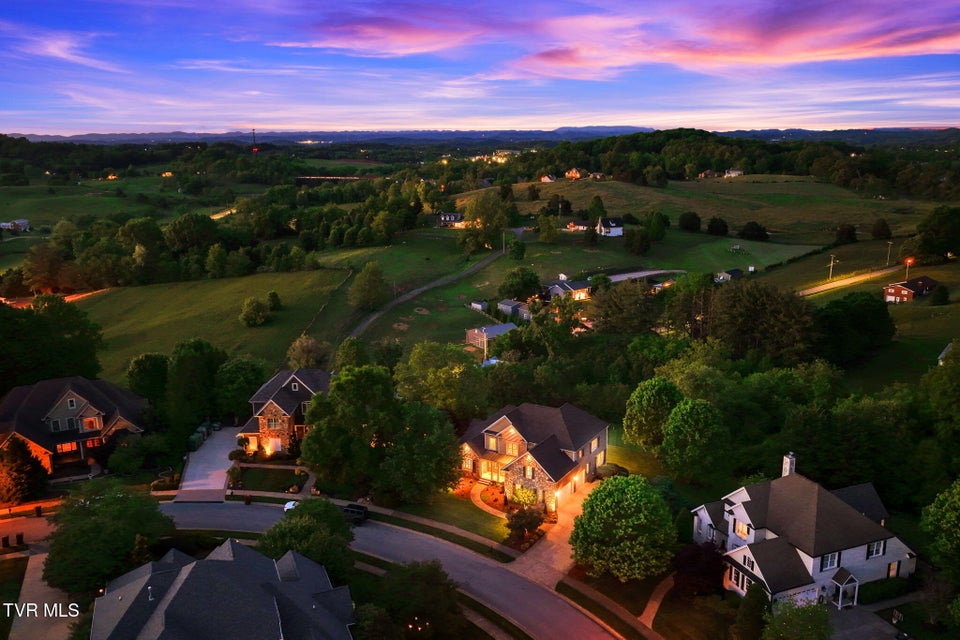 Photo #78: 122 Sun Chase Court