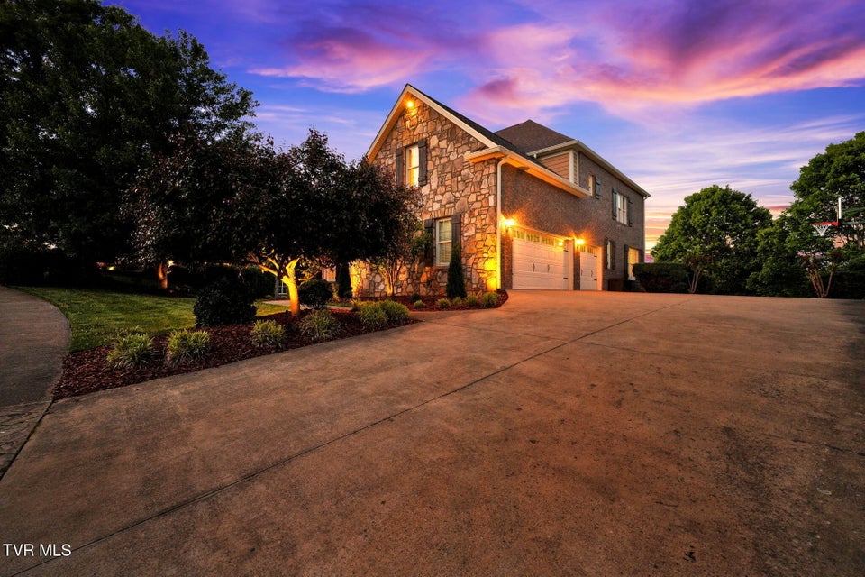 Photo #86: 122 Sun Chase Court