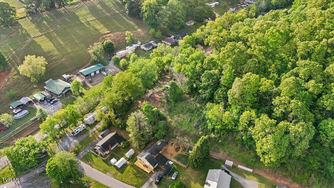 Photo #21: 112 Grant Parlier Road