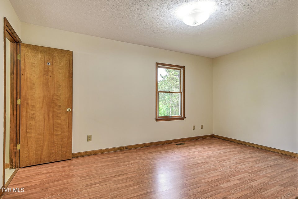 Photo #21: 6059 Carters Valley Road