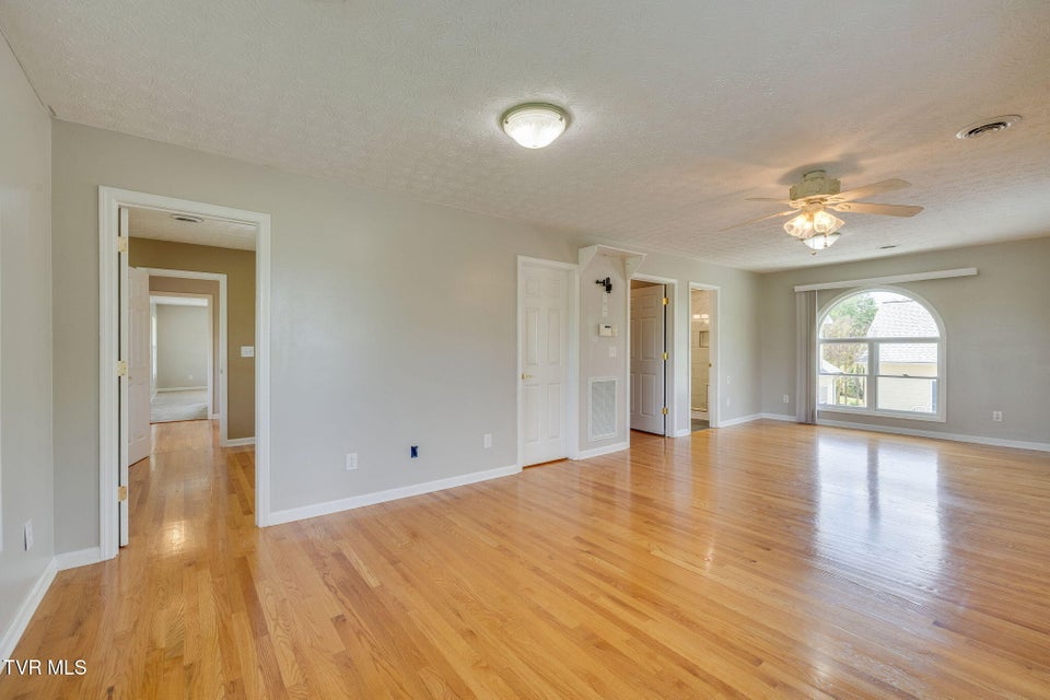 Photo #39: 516 Bowmantown Road
