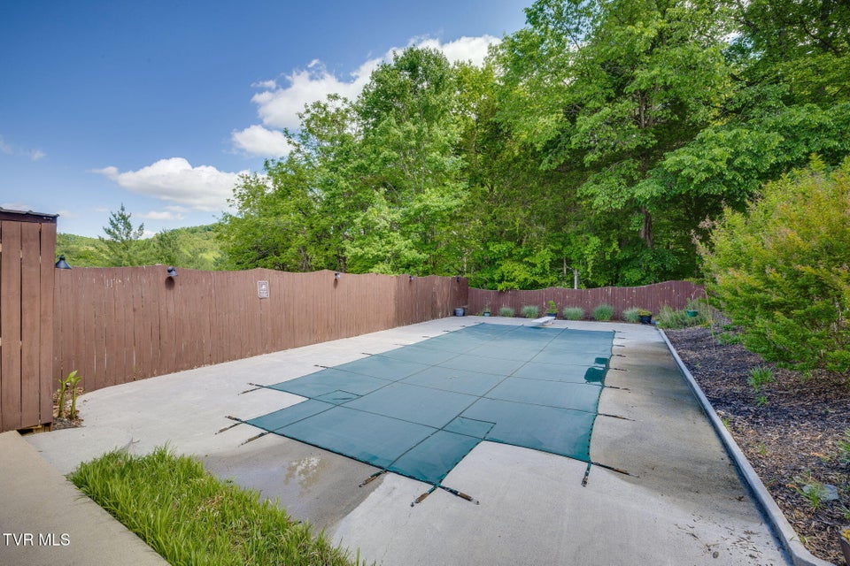 Photo #42: 216 Fox Chase Drive