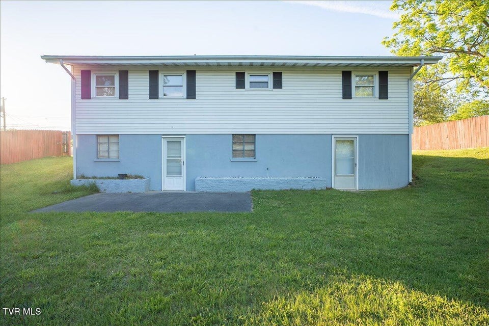 Photo #4: 203 Hemlock Road