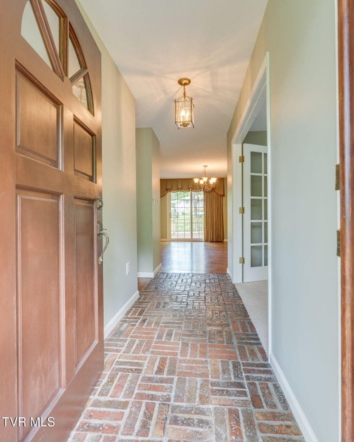 Photo #5: 325 Sperry Circle