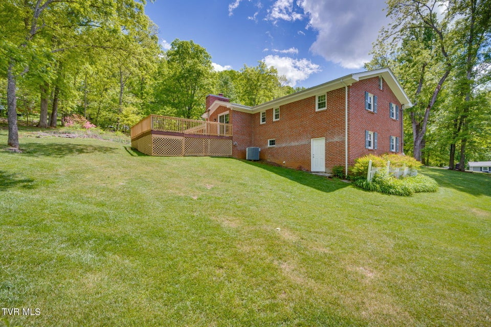 Photo #42: 325 Sperry Circle
