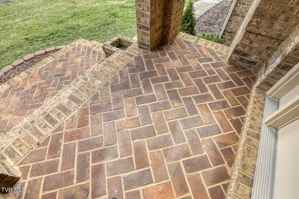 Photo #28: 166 Clarksdale Circle