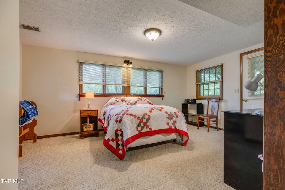 Photo #27: 824 Balsam Circle
