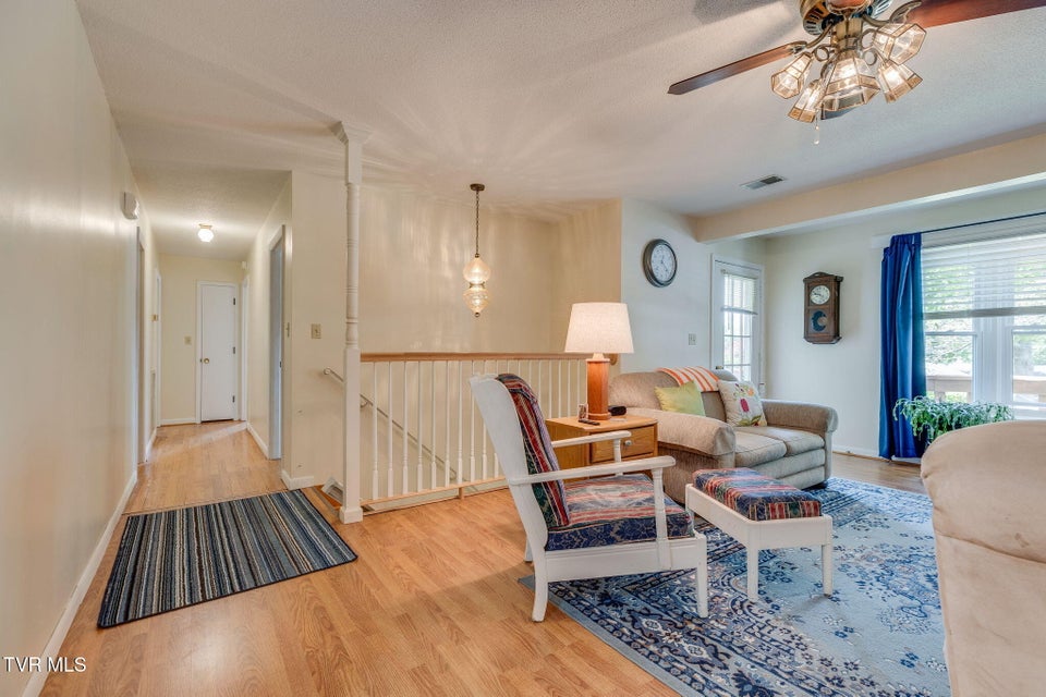 Photo #7: 824 Balsam Circle