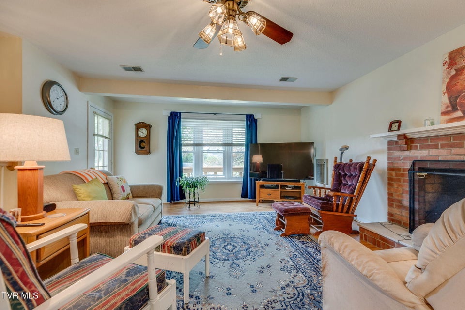 Photo #5: 824 Balsam Circle