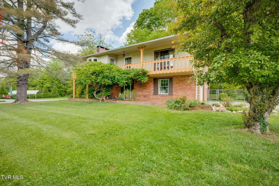 Photo #3: 824 Balsam Circle