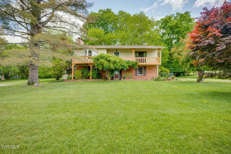 Photo #2: 824 Balsam Circle