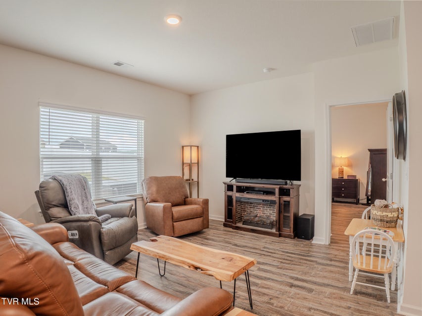 Photo #8: 93 Thistle Drive
