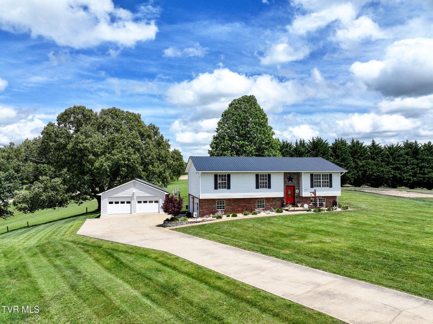 Photo #7: 122 Earlington Drive