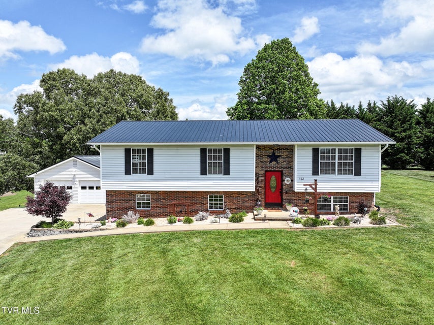 Photo #8: 122 Earlington Drive