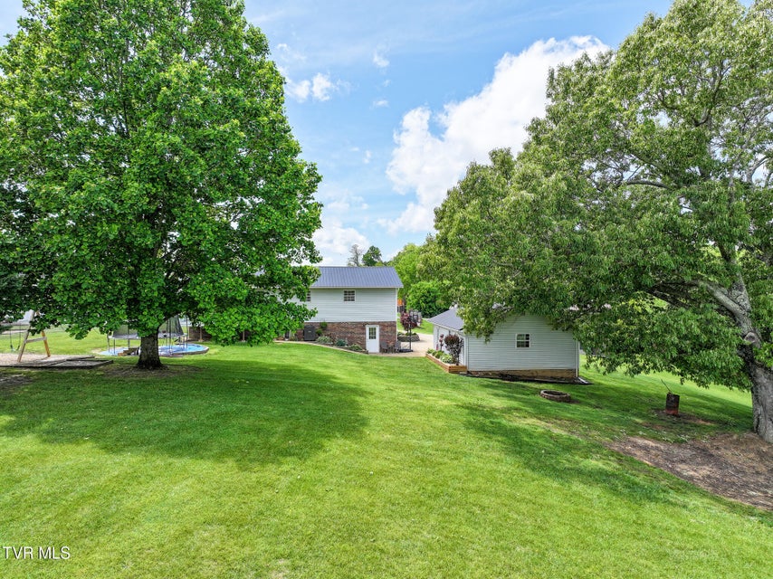 Photo #13: 122 Earlington Drive