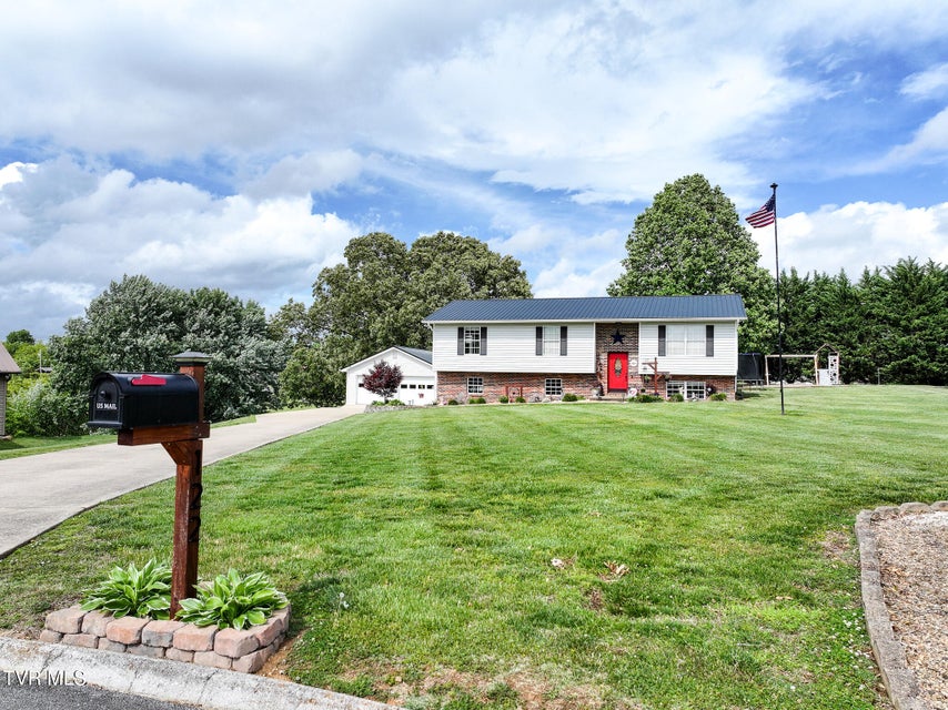 Photo #4: 122 Earlington Drive