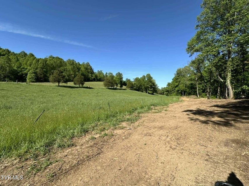 Photo #5: Tba Kingdom Rd 