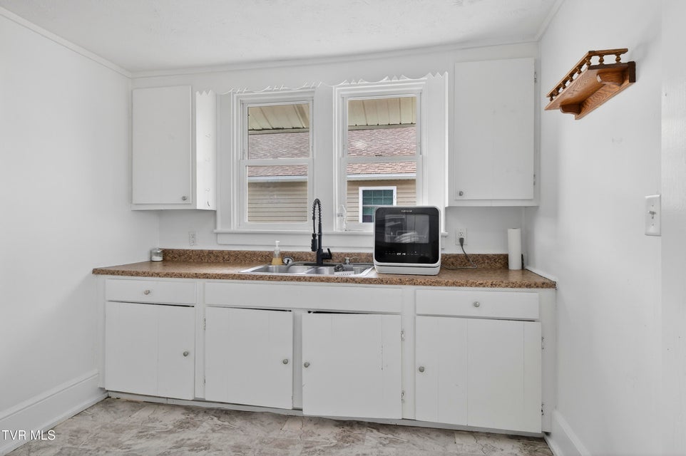 Photo #6: 1121 Mcneil Street