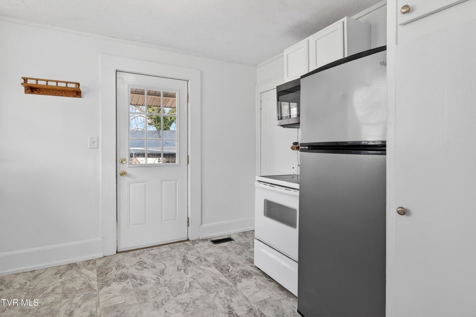 Photo #5: 1121 Mcneil Street